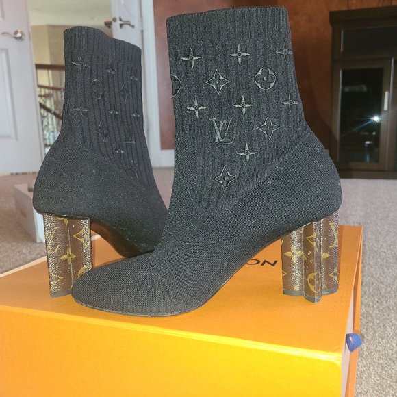 Louis Vuitton Black Monogram Knit Fabric Silhouette Ankle Boots